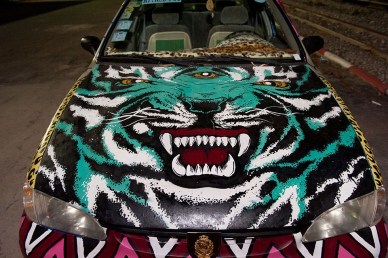 the passenger times - street art -Cambodia-Reloaded-Car-Closeup-Tiger-1