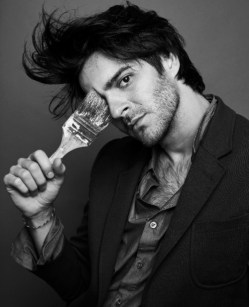 Ernesto Artillo The Passenger Times 6